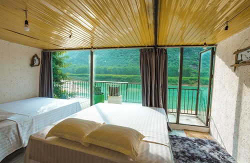 Son Trach Hotel | A Little Leaf Homestay