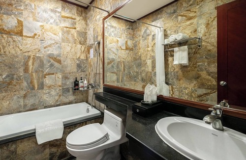 Bui Thi Xuan Hotel | A25 Hotel - 221 Bach Mai