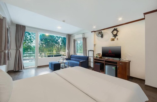 Hai Ba Trung Hotel | A25 Hotel - 57 Quang Trung