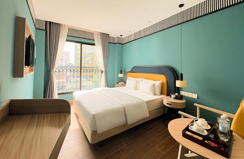 Hai Ba Trung Hotel | A25 Premium Hotel - 130 Bà Triệu
