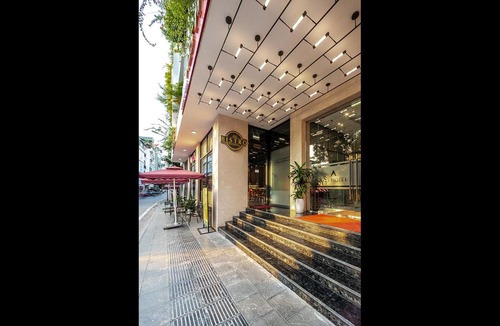 Dong Da Hotel | A25 Premium Hotel - 18 Nguyễn Hy Quang
