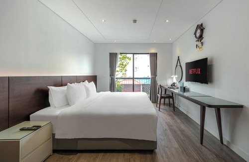 Dong Da Hotel | A25 Premium Hotel - 18 Nguyen Hy Quang