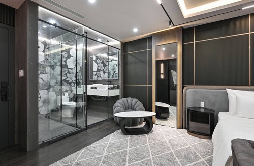 Korean Industrial Zone Hotel | Accord Hotel Binh Tan