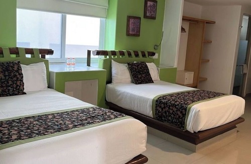 Juarez Hotel | Adorable Superior Room Perfect for Families Near Medano Beach – Walk Nearby