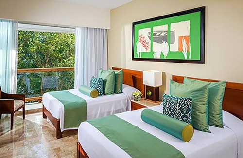 Centro Resort | Affordable Mexico Vacation with 2 bedrooms, 2 bath resort Suite Sleeps 6 adults