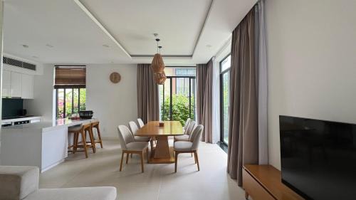 Cam Lam Villa | Alexa Villa Cam Ranh - 3 Bedrooms, Private Pool, Beach Access