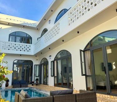 Mui Ne House | Alexs Haus Homestay Mũi Né