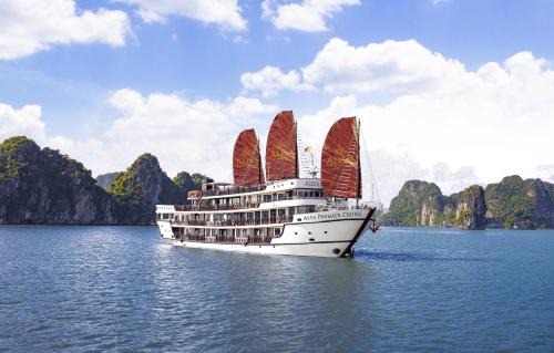 Ha Long Boat Rental | Alisa Premier Cruise