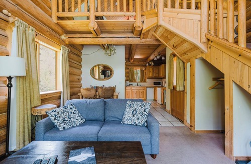 Enumclaw Hotel | Alta Crystal Resort