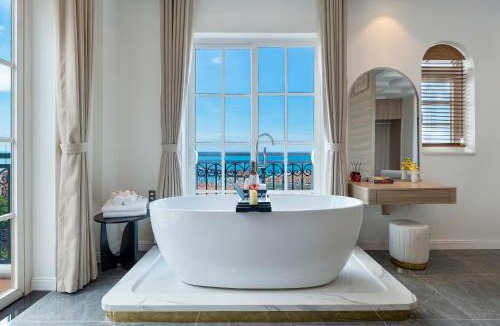 An Thoi Hotel | Amaris Sunset Hotel