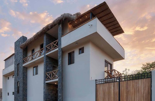 Barra de Colotepec House | Amazing and luxurious "Casa árbol de la vida"