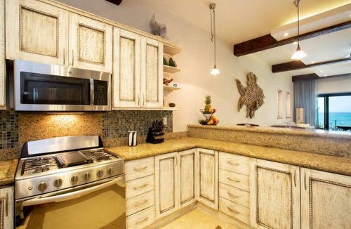 Centro Condo | Amazing Beachfront Condo with Pool and Beach - Luna Encantada G2