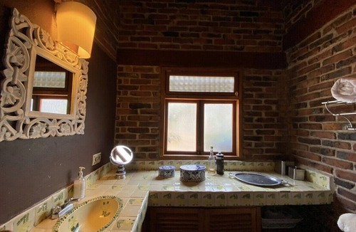 Valle de Bravo House | Amazing house in the magical town of Valle de Bravo overlooking the lake