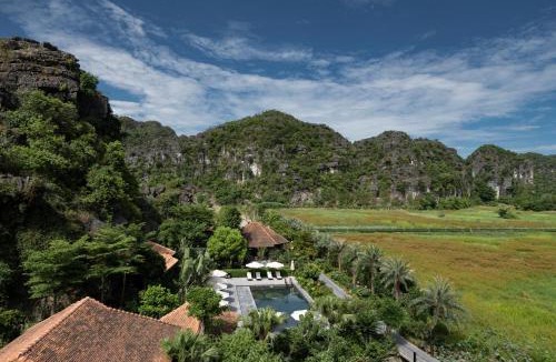 Hoa Lu Resort | An Hideaway Resort