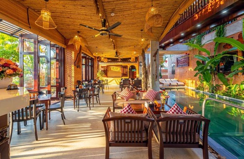 Cua Đai Hotel | Angel Garden Villa