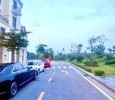Hai Phong Hotel | Anna Belle - Henry Hotel Đồi Rồng chuỗi HPT Home Hải Phòng
