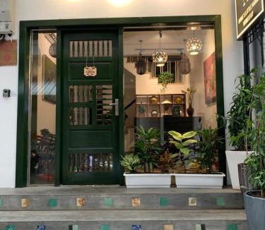 Hanoi Backpacker Quarter House | Annie's Little Hanoi