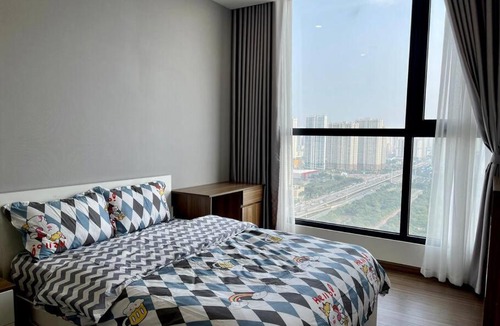 Tu Liem Apartment | Anstay 130m2 Bao Rộng 4 Ngủ Westpoint