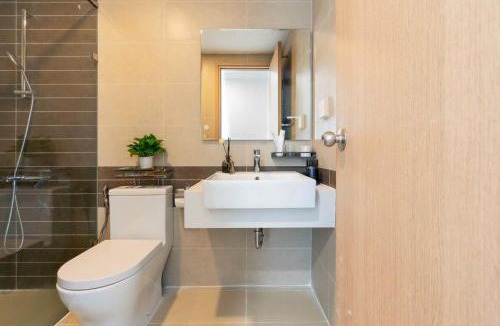 Bach Dang Riverside Apartment | Apartment Luxury Center HCM City with Infinity Pool
