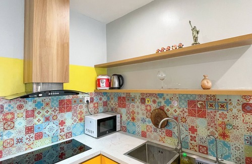 Gia Lam Apartment | Apartment near Artificial Beach, city view