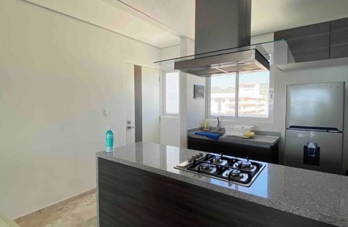 Costera Acapulco Apartment | Apartment on the coast with ocean view!