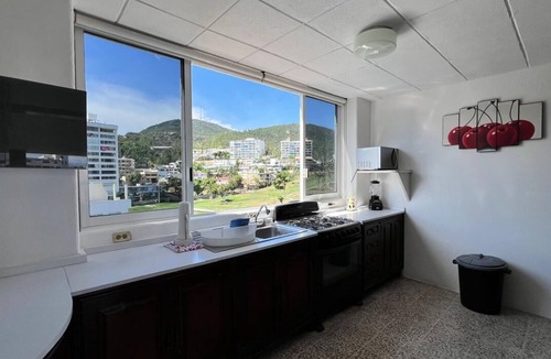 Club Deportivo Apartment | Apartment with ocean and golf course views