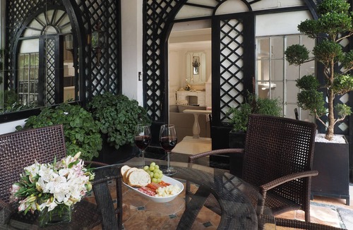Zona Rosa Apartment | Apartment w/Private Terrace in Reforma - Near CAS
