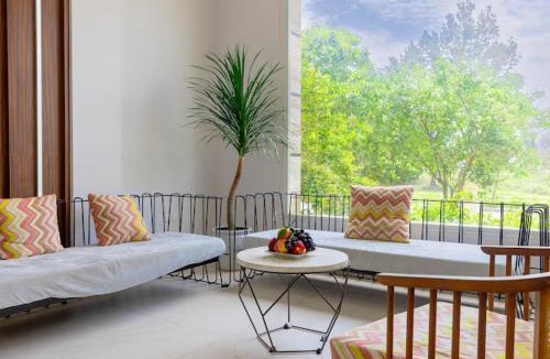 Hoang Hoa Hotel | AQUA Hotel - Hải tiến Resort