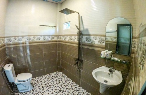 Cua Lap Hotel | Areca Garden Bungalow