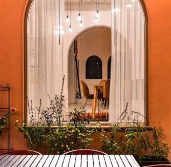 Colonia Roma House | Artistic Haven in Roma Norte with Outdoor Dining