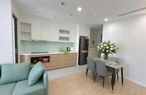 Dong Da Apartment | Asahi Luxstay - Ninety Complex Serviced Apartment 10 minutes Hoan Kiem Lake