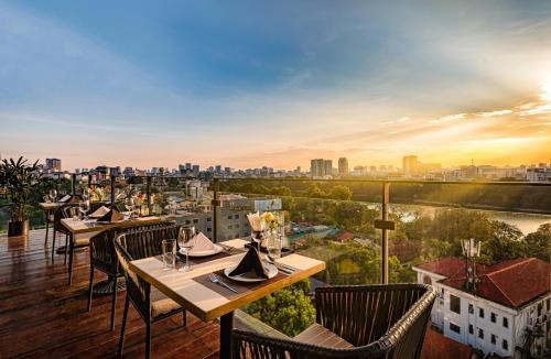 French Quarter Hotel | Authentic Hanoi Boutique Hotel