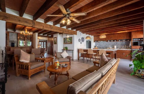 Tequisquiapan House | Authentic Mexican Home with Pool in Tequisquiapan
