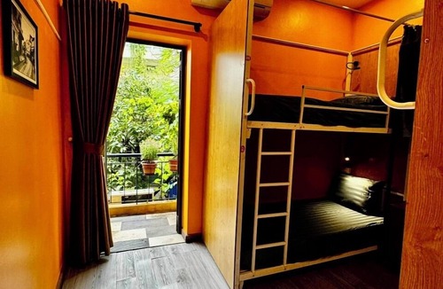 Hang Bo Hostel | Autumn Hanoi House Bat Su