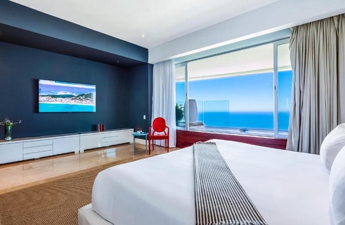 Romantic Zone Apartment | Avalon - 907 Gorgeous View 3 BR Private Pool Amapas