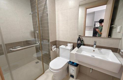 Bach Dang Riverside Apartment | Awesome Service Apt - Rivergate