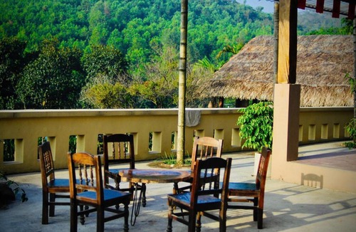 Hoa Binh Cabin | Bản Bọc Chăm Chứng