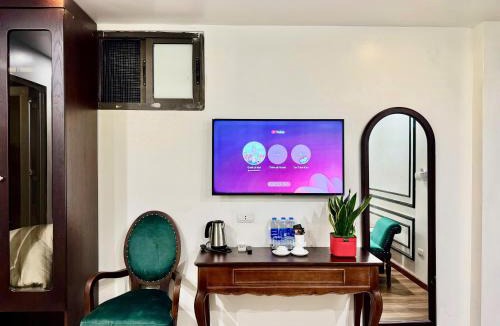 Long Bien Hotel | Bảo Anh Hotel