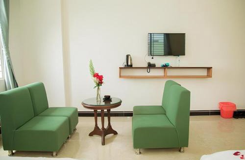 Pleiku Hotel | Bảo Trân Hotel Pleyku - by BAY LUXURY