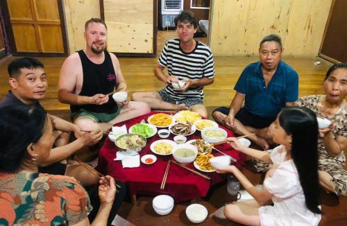 Nam Mau Bed & Breakfast | Ba bể Homestay ngọc trinh