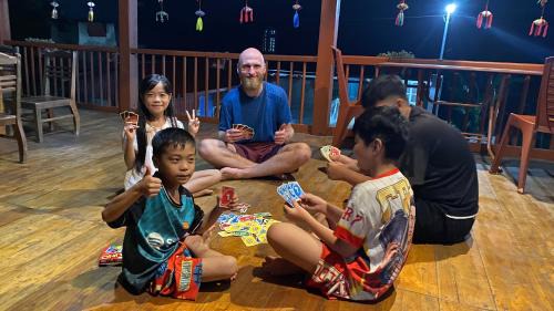 Nam Mau Bed & Breakfast | Ba bể Homestay ngọc trinh