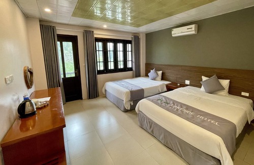 Nam Mau Hotel | Ba Be Lakeside Bungalow