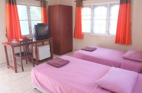 Sattahip House | Baan Chom Chan Resort