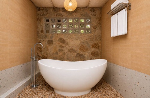 Gia Vien Hotel | Bai Dinh Eco Garden