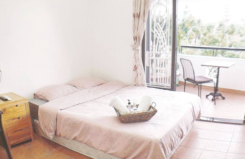 Phu Nhuan House | ♥️BALC. RIVER SUITE ♥️w/prvt bath btw arprt & cbd