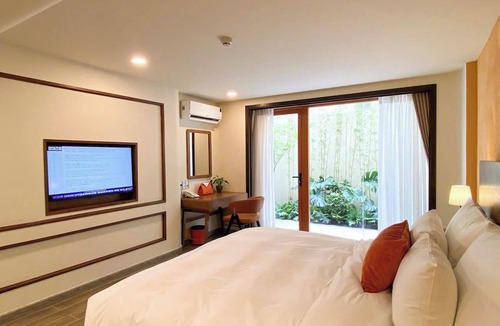 Phu My Hung Hotel | BALVENIE HOTEL Phu My Hung SECC