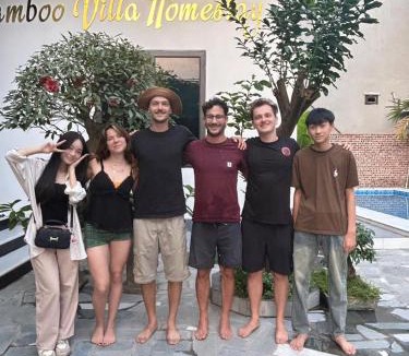 Hoa Lu Hotel | BamBoo Villa Homestay