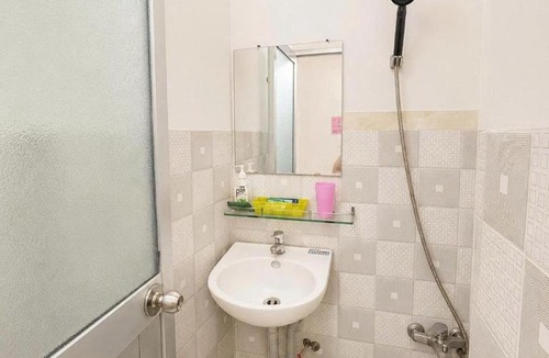 Ninh Kieu Hotel | Bang Bang Motel