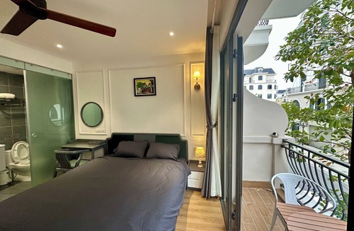 Van Giang Apartment | Bay Luxury Villa OCP2 - Self Checkin