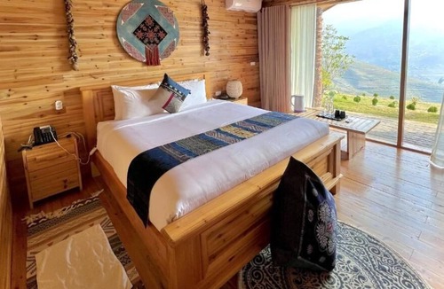 Sa Pa Cabin | Be immersed in Nature Lodge in Muong Hoa valley*Breakfast*Infinity Pool